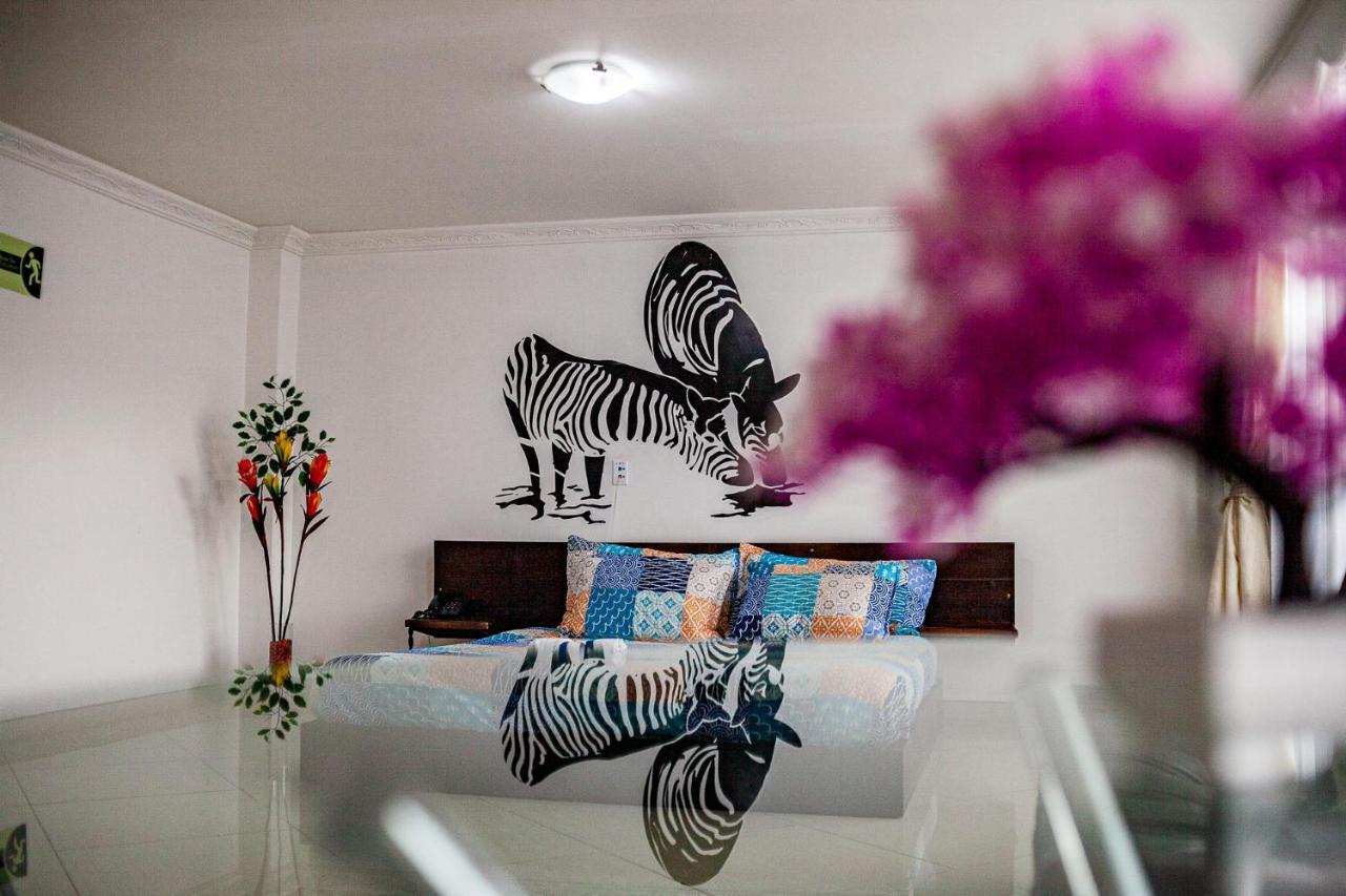 Hotel Zaclordy Ubate Екстер'єр фото
